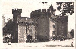 FR66 PERPIGNAN - L'hoste Bords Blanc 1 - Le Castillet - Animée - Belle - Perpignan