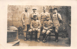 ¤¤  -    CHAMPIGNY   -   Carte-Photo Militaire   -  Soldats, Officier, Uniformes Le 28 Décembre 1918   -   ¤¤ - Champigny