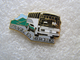 PIN'S   BUS    MERCEDES-BENZ   ARTHUS BERTRAND - Mercedes