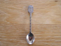 CHARLEROI  Armoirie  Belgique Petite Cuillère Souvenir Lepel Spoon Cuchara Löffel Cucchiaio Cuillères - Souvenirs