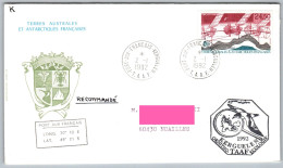051, Document Terres Australes Et Antarctiques Françaises TAAF Enveloppe 1992, Recommandé Poste Aérienne - Briefe U. Dokumente