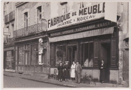Ci – Photo AURAY – Fabrique De Meubles Jouannic & Moreau (Station Essence Shell Et Bijouterie) - Auray