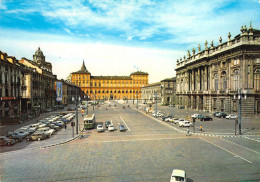 Turin - Place Du Château Et Palais Madama - Plaatsen & Squares
