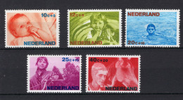NEDERLAND 870/874 MH 1966 - Kinderzegels, Levensstadia Kinderen - Nuevos