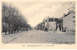 CHAMPAGNOLE - La Grande Rue - Très Bon état - Champagnole