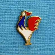 1 PIN'S // ** FRANCE / COQ SPORTIF TRICOLORE ** - Other & Unclassified