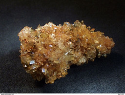 Creedite Floater ( 4 X 2.5 X 2 Cm ) Navidad Mine - Rodeo - Durango - Mexico - Minerals