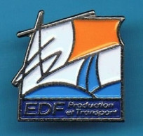 PIN'S //   .** EDF / PRODUCTION ET TRANSPORT ** - EDF GDF