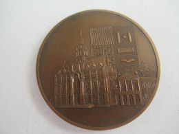 Médaille De Table/ "Avec Les Compliments De La Ville De ROUBAIX" /Hotel De Ville/ Bronze/1982      MED515 - France