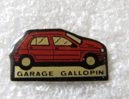 PIN'S   RENAULT  CLIO  GARAGE  GALLOPIN - Renault