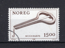 NOORWEGEN Yt. 820° Gestempeld 1982 - Usati