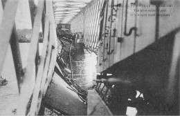 Catastrophe Des PONTS DE CE - Aout 1907 - Vue Prise Entre Le Pont Et Le Wagon Resté Suspendu - Très Bon état - Les Ponts De Ce