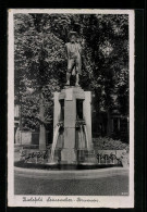 AK Bielefeld, Blick Auf Den Leineweber-Brunnen  - Bielefeld