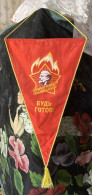 Russia/USSR The Pennant Of The Pioneer Organization. - Scoutisme