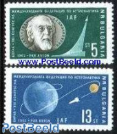 Bulgaria 1962 Astronauts Congress 2v, Mint NH, Transport - Space Exploration - Ungebraucht