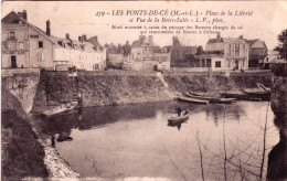 49 - Maine Et Loire -  LES PONTS DE CE ( Environs D Angers )place De La Liberté Et Vue De La Boire Salée - Les Ponts De Ce