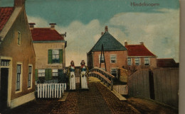 Hindeloopen (Frl.) Buurtje (Klederdracht) 1911 - Hindeloopen