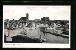 AK Wismar, Hafenpartie Mit Dampfschiffen Und Blick Auf Den Ort  - Damp