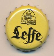 *Capsule : Bière, LEFFE, Noir Sur Fond Jaune, Créme - Birra