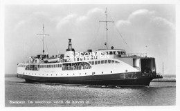 De Veerboot Vaart De Haven In  - Breskens - Breskens