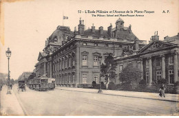 PARIS - L'Ecole Militaire Et L'Avenue De La Motte Picquet - Très Bon état - Arrondissement: 07