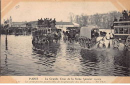 PARIS - La Grande Crue De La Seine 1910 - La Seule Partie Praticable De L'Esplanade Des Invalides - Très Bon état - Arrondissement: 07