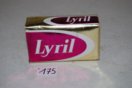 C175 Savon Vintage - Lyril Mousse Instantanément - Autres & Non Classés