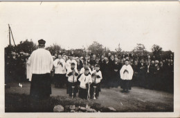 AIZENAY -Carte Photo D'une Fête Religieuse - Aizenay