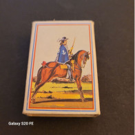 Boite Allumettes  **  Archer De La Ville - Matchboxes