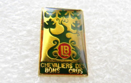 PIN'S  BOISSONS    CHEVALIERS DES BONS CRUS  LB - Beverages