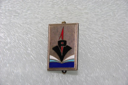 INSIGNE  1 ° VEDETTE DE PATROUILLE  EN INDOCHINE  ----D.O.M -------- - Marine