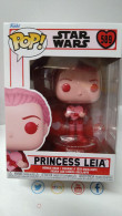 Funko Pop! STAR WARS Valentines N° 589 Leia (F37) - Disney