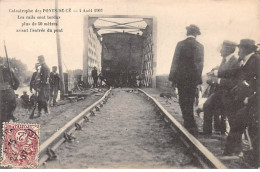 Catastrophe Des PONTS DE CE - Les Rails Sont Trodus Avant L'entrée Du Pont - Très Bon état - Les Ponts De Ce