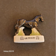 Fèves   *** Animaux  ** Cheval ** Le  Frison - Dieren