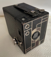 Appareil Photo BOX Beau Brownie Art Deco Petit Modèle - Appareils Photo