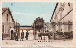 ALGERIE - MEDEA - LA CASERNE DES TIRAILLEURS - Medea