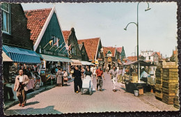 VOLENDAM. Street Market View. - Volendam