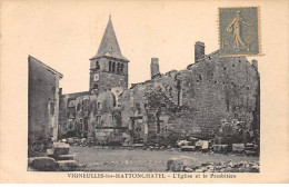 VIGNEULLES LES HATTONCHATEL - L'Eglise Et Le Presbytère - Très Bon état - Vigneulles Les Hattonchatel