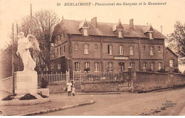BERLAIMONT - Pensionnat Des Garçons Et Le Monument - Très Bon état - Berlaimont