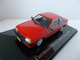 IXO Chevrolet Monza Serie 1 Sedan 1985 En Boite Vitrine Echelle 1/43 - Ixo