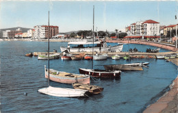 83-LE LAVANDOU-N°T255-D/0253 - Le Lavandou