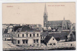 39009571 - Stassfurt Mit Gasthof Zum Landhaus Und Kath. Kirche Gelaufen, Marke Entfernt Kleiner Knick Oben Rechts, Leic - Stassfurt