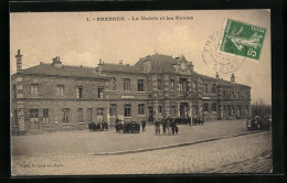 CPA Fresnes, La Mairie Et Les Ecoles  - Fresnes