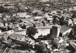 79  MONCOUTANT L EGLISE ET LA PLACE CENTRALE - Moncoutant