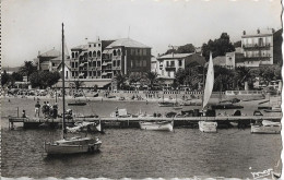 LE LAVANDOU - Le Port - Le Lavandou