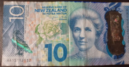 BILLETE DE NUEVA ZELANDA DE 10 DOLLARS DEL AÑO 2015 (BIRD-PAJARO) (BANKNOTE) - New Zealand