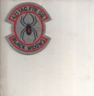 REF PC2 : Ecusson Tissus POMPIER Pompiers Black Widows - Brandweer