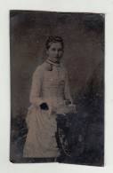 Woman Portrait Old Ferrotype (tintype, Melanotypie) 6 X 9,5 Cm B240615 - Andere & Zonder Classificatie