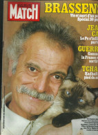 Paris Match N° 1694 - 13 Nov. 1981 - Adieu à Georges Brassens - Kadhafi Au Pied Du Mur - Lady Di - Les Taupes Du P.C. - Allgemeine Literatur