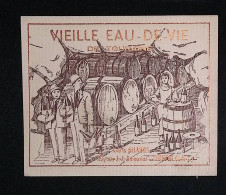 étiquette, Alcools & Spiritueux, Vieille Eau De Vie De Touraine, Caves Guarch, Chinon, Indre & Loire, 37 - Alcoli E Liquori